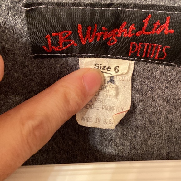 Vintage Jumper - Picture 7 of 9